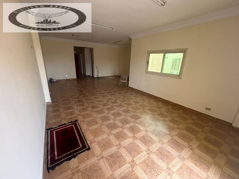 3 72ee6c33-1de4-4151-a2b6-2c5ccb6f6b17. jpg