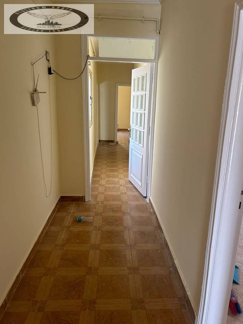 4 b6500dcf-fdd4-4b7f-a531-bc3b07126524. jpg