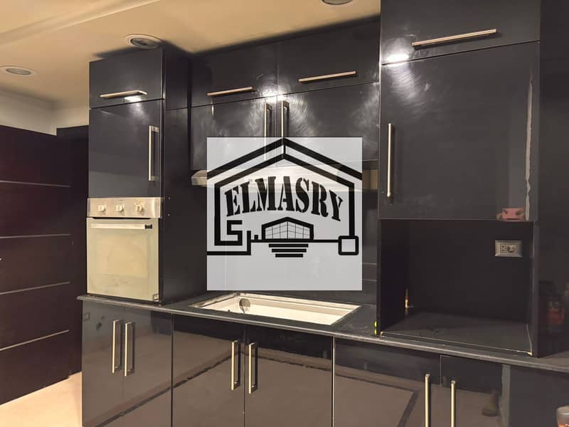 12 8e11880f-9265-4832-bd26-9fa23e10bf6c. jpg