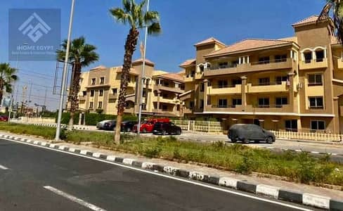 3 Bedroom Flat for Sale in Sheikh Zayed, Giza - FB_IMG_1754818084374. jpg