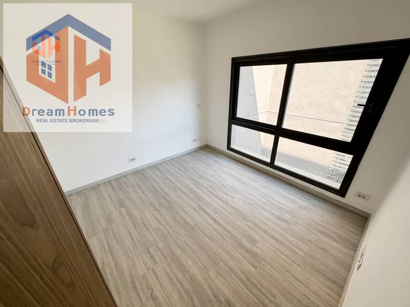 7 99356f50-7093-4045-8703-e4063121b4bd. jpg