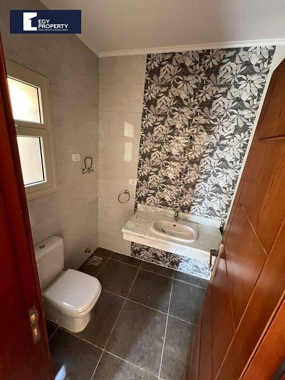 5 _files_WhatsApp Image 2025-12-09 at 4.48. 19 PM (2). jpeg