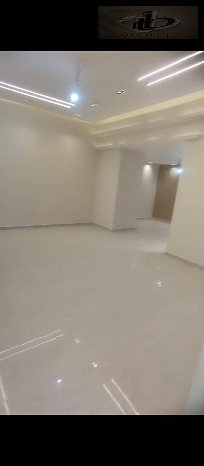 8 81bd31ca-bb77-43bf-a720-23c9995dc37a. jpeg