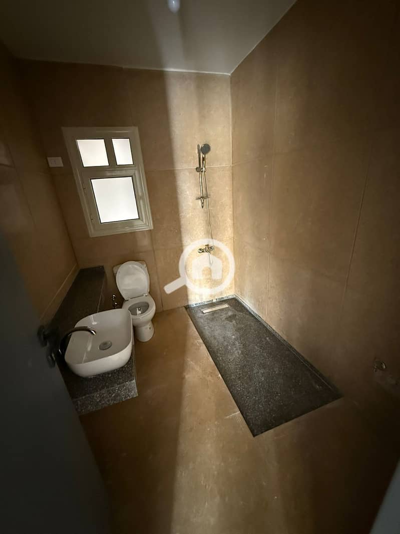 5 5306a081-e7f5-4bb0-95c0-e815872d43c3. jpeg