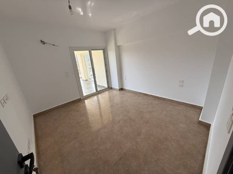 6 3669f04c-f473-4666-aa9a-dd3df799c290. jpeg