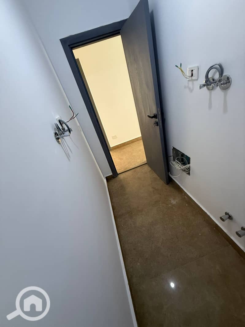 8 46edcc8c-b045-4da2-bdfa-1deb23b393db. jpeg