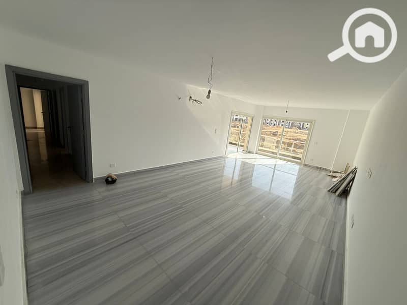 15 62991844-bd96-4383-b73c-42e7c6bb2003. jpeg