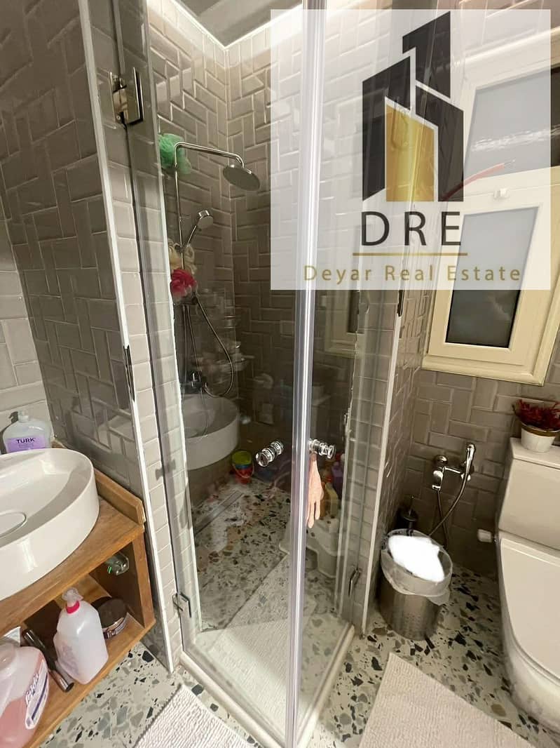 14 da711093-57b2-4c81-ad2a-a23d66098b3f. jpg