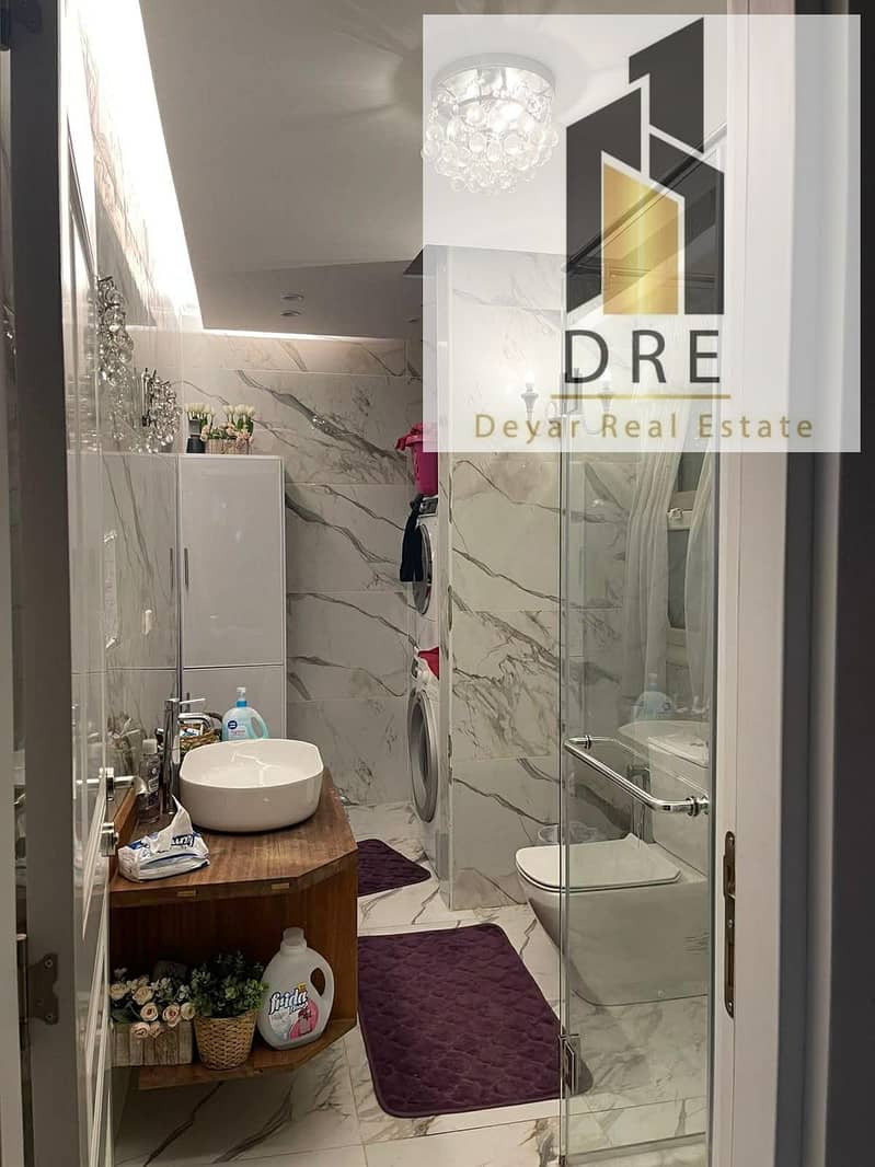 18 ecf2c8c1-f07f-4a7e-afaf-ea1319baf4be. jpg