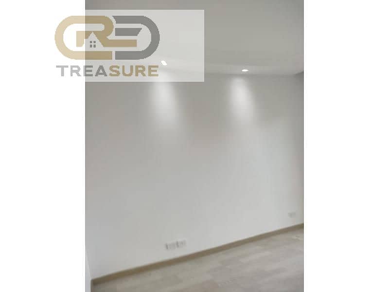 22 WhatsApp Image 2026-01-25 at 3.12. 44 PM. jpg