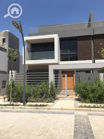 4 Bedroom Twin House for Sale in Sheikh Zayed, Giza - 472258308_3076779422477576_7640217676326152705_n - Copy. jpg