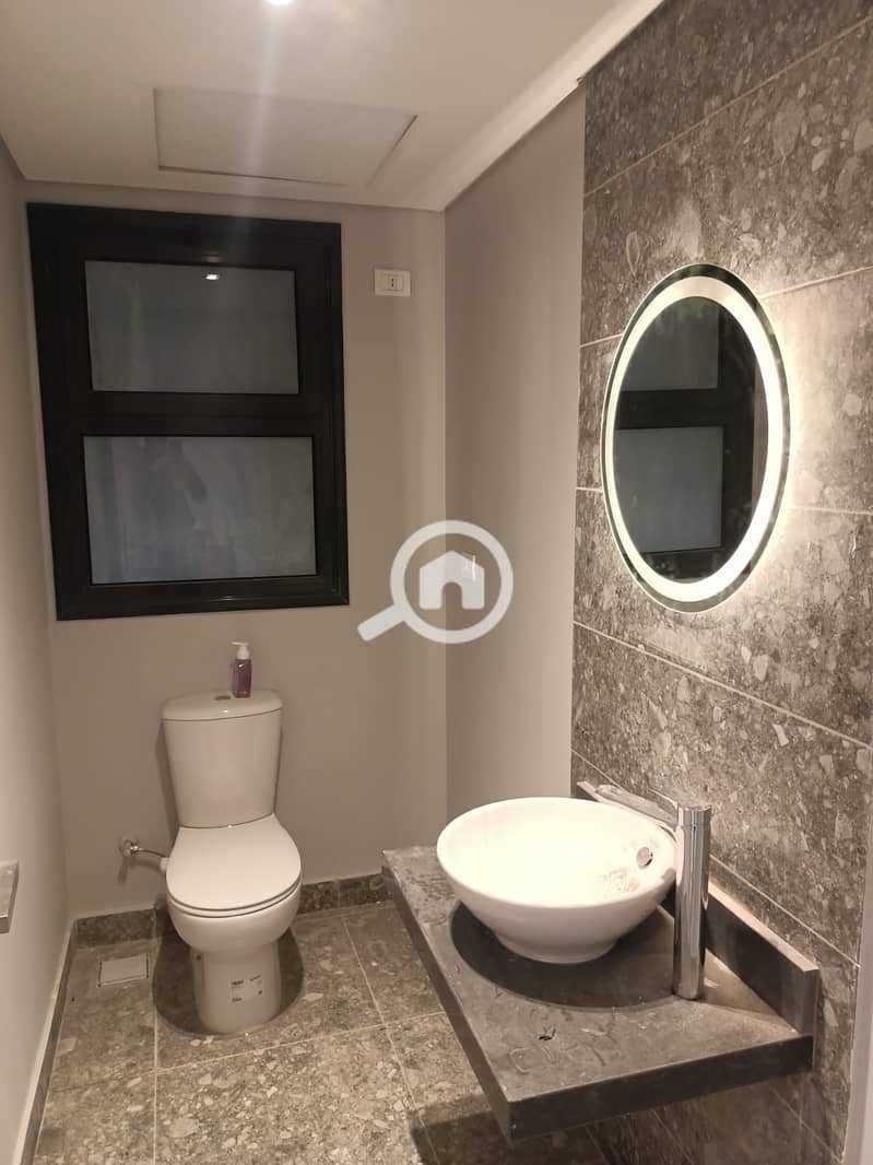 7 4b6e2657-a307-4335-8119-11aeb20c448e. jpg