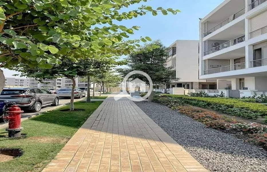 6 8a389cf1-4401-49a5-aff6-1d1195e42435. jpg