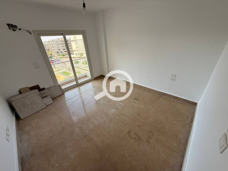 4 49ecb758-e6e9-400b-9390-fc29d11c286a. jpeg