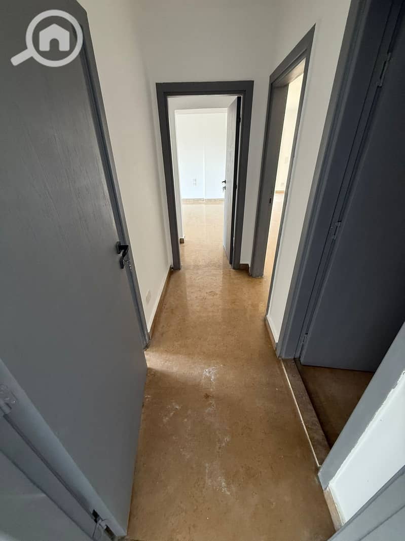 6 e48e6ef8-e278-4445-8e99-acb95ae3967e. jpeg