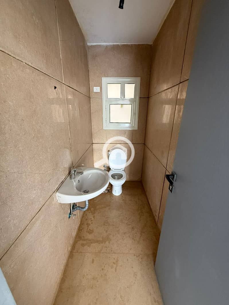 9 316486d0-572e-47dd-8b22-bb84943d415b. jpeg