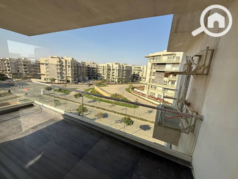 15 0b2e60ea-4d85-4673-8d17-5e0baaf41c4c. jpeg