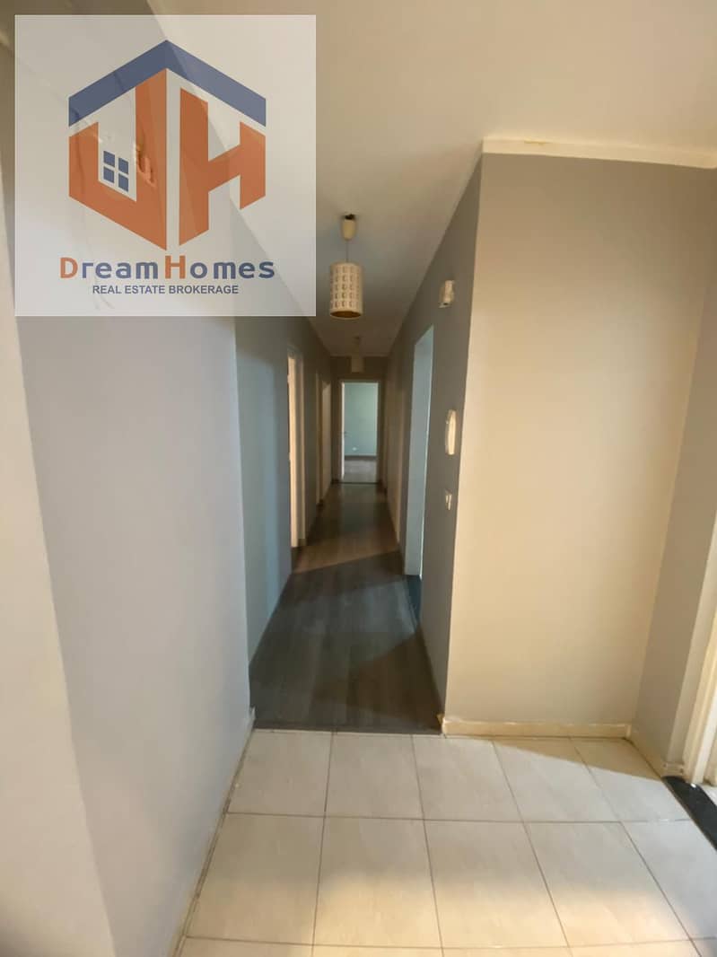 4 3aa3f393-f4f0-4c42-80c6-1f973c5d0a56. jpg