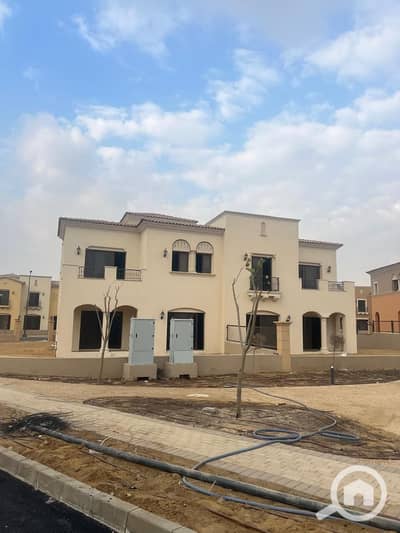 تاون هاوس 4 غرف نوم للبيع في القاهرة الجديدة، القاهرة - IMG-20251123-WA0109. jpg