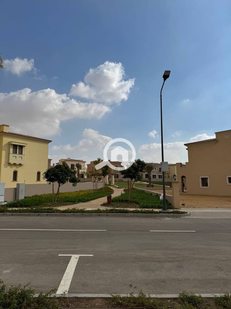 12 WhatsApp Image 2025-11-15 at 16.09. 38_bae7dbd8. jpg