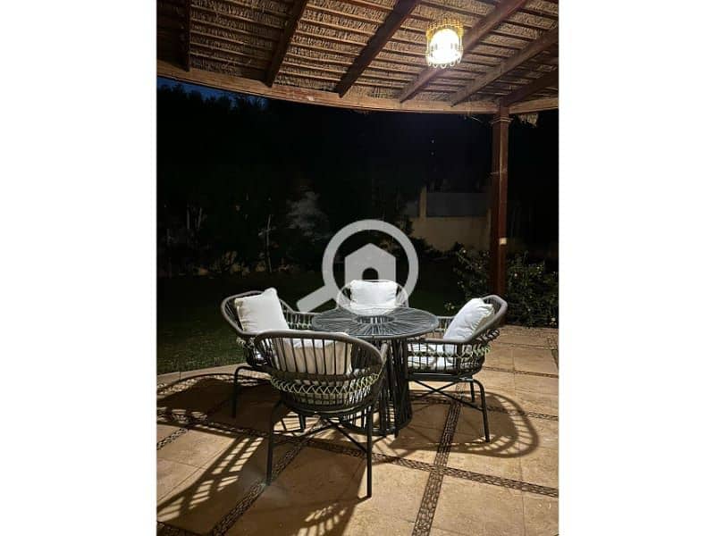 14 bbce32cc-0bda-42ca-955e-fae0e2380315. jpg