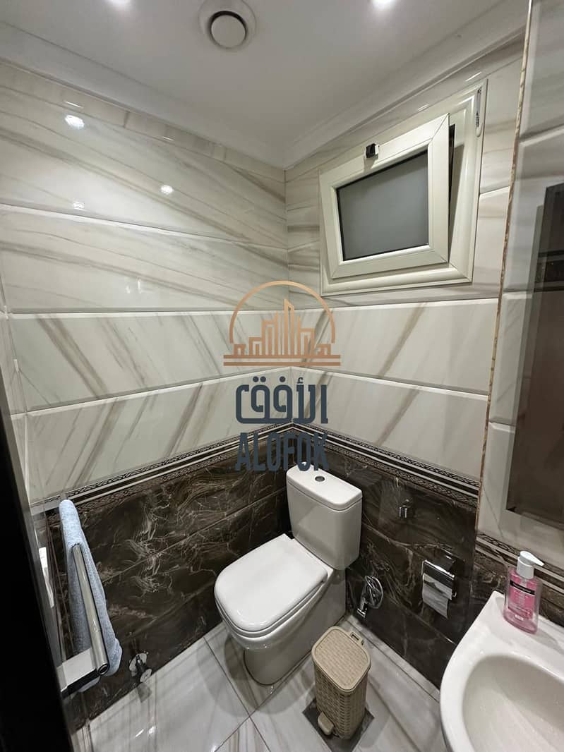 2 ae936894-55e7-4a31-9b60-9ea242e1561b. jpeg