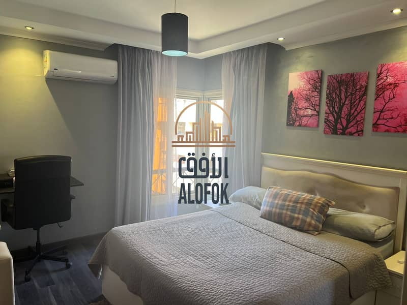 12 64c6fda8-ccd7-4d3b-bbd9-8e9b395577c5. jpeg