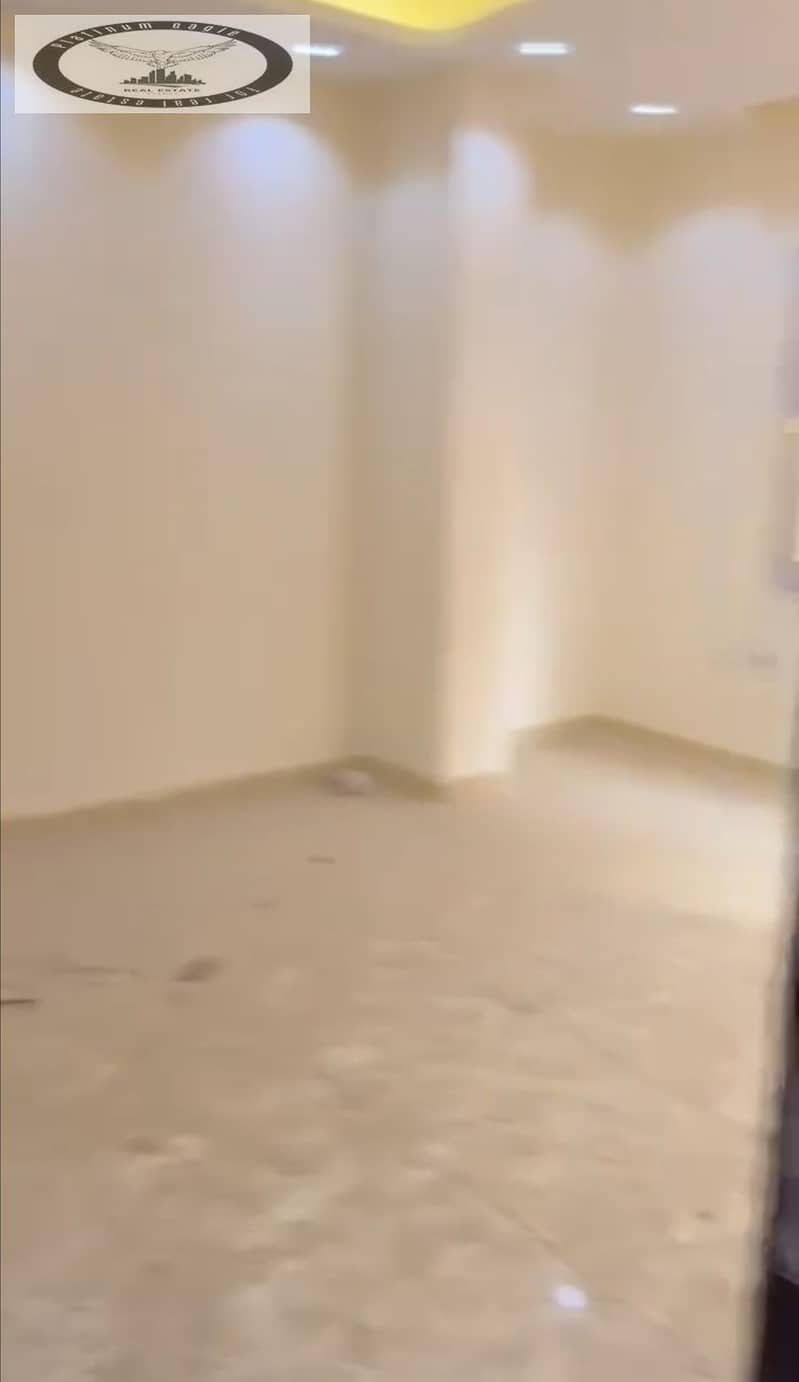 7 8dc55de8-01a8-46ac-a522-87b720379b7d. jpg