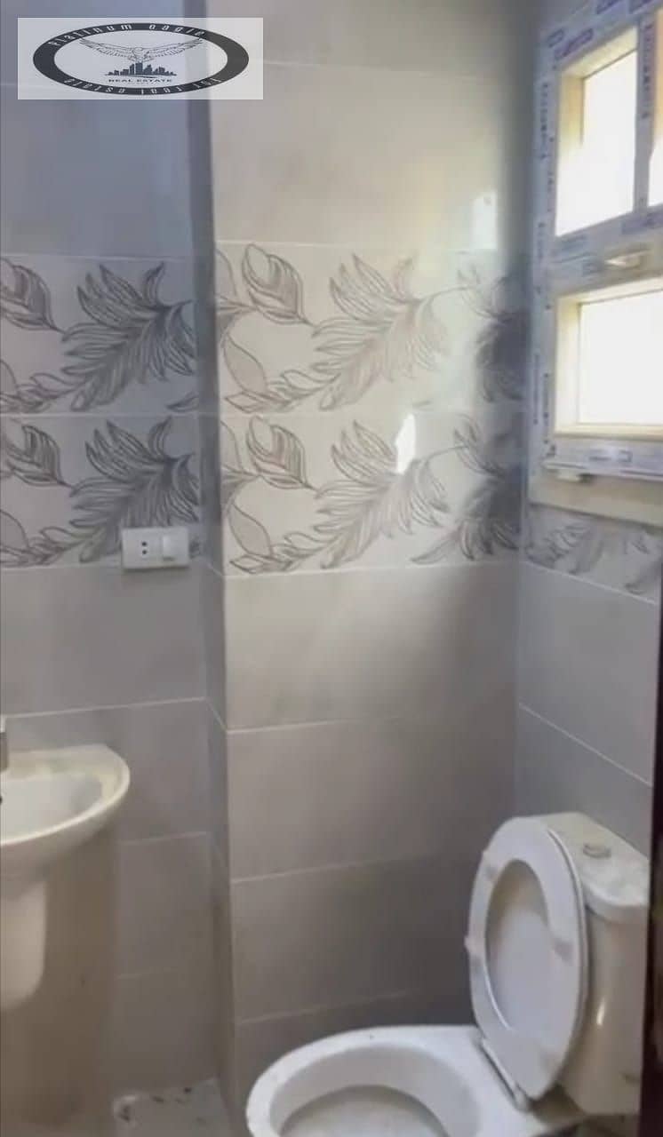 16 38316e8f-f3cd-441d-a634-a102ec7bd4b7. jpg