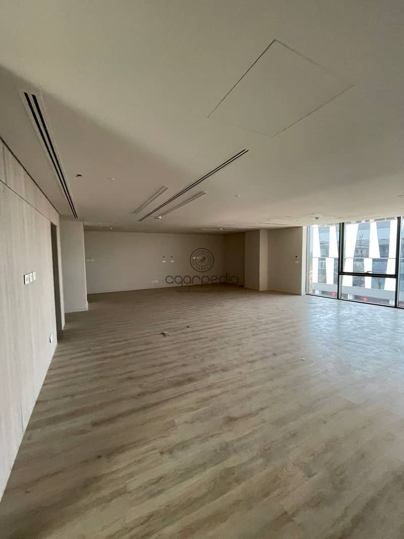 5 WhatsApp Image 2025-12-04 at 11.02. 21 AM. jpeg