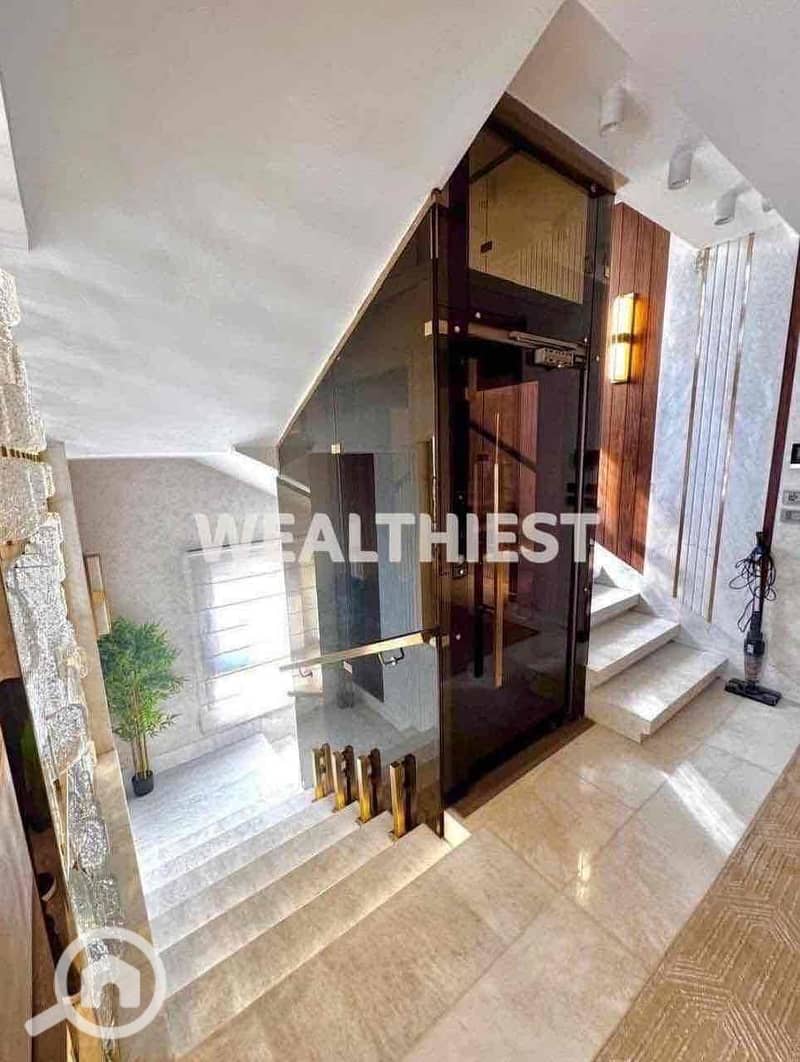 9 f800364f-f46f-4e8d-a241-99af6b9f7f62. jpg