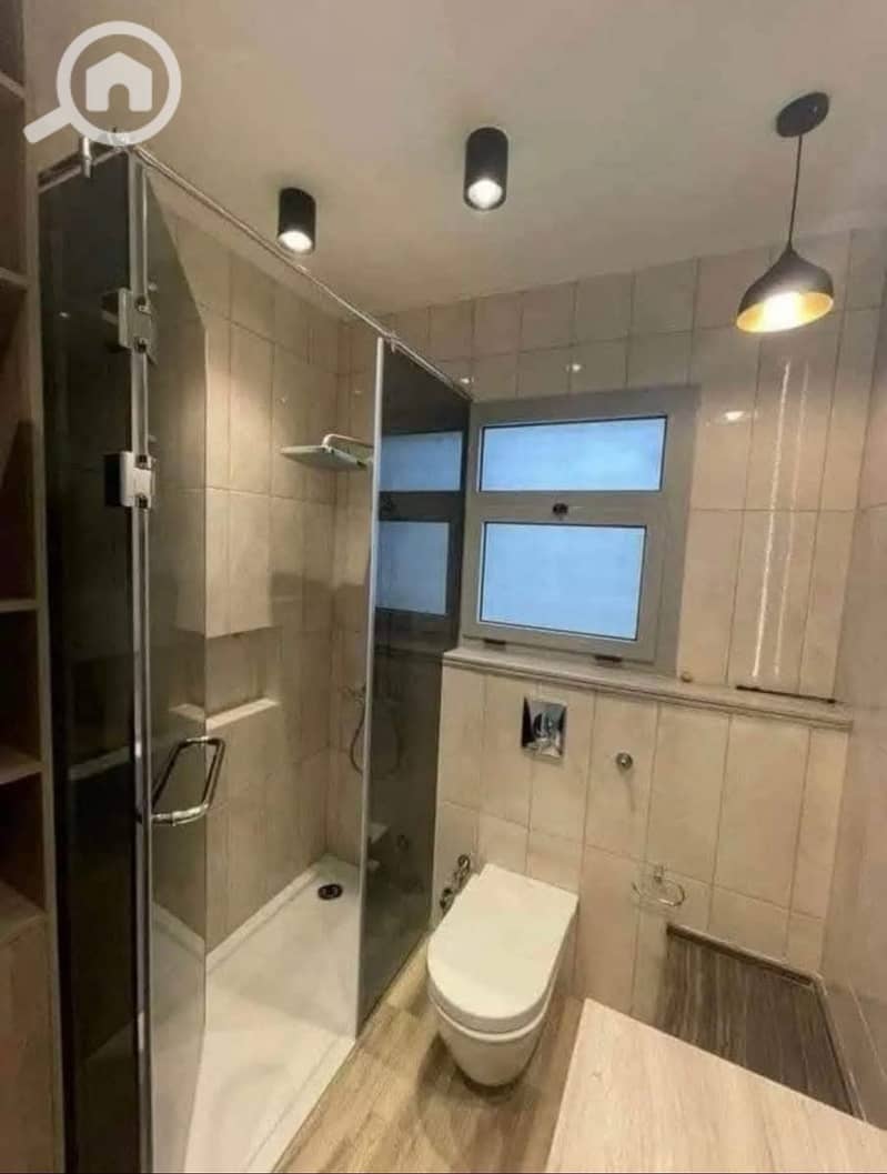 9 b5ab2571-76cc-4503-8507-a77705ebaa76. jpg