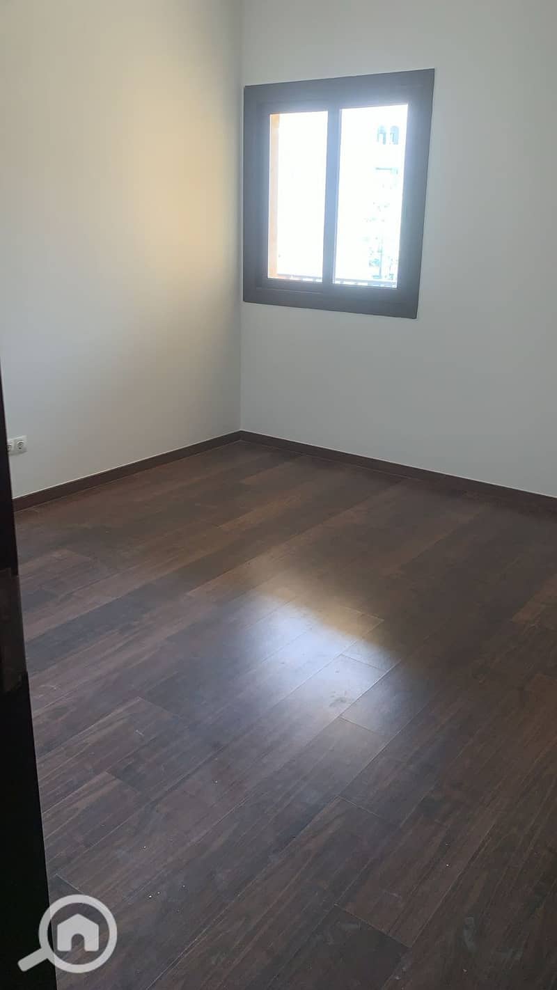 4 WhatsApp Image 2026-01-26 at 16.44. 52 (2). jpeg