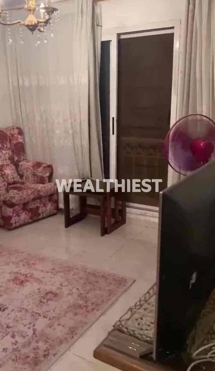 2 016b66ad-e4a3-421a-bec7-b36ba0bdaf35. jpg