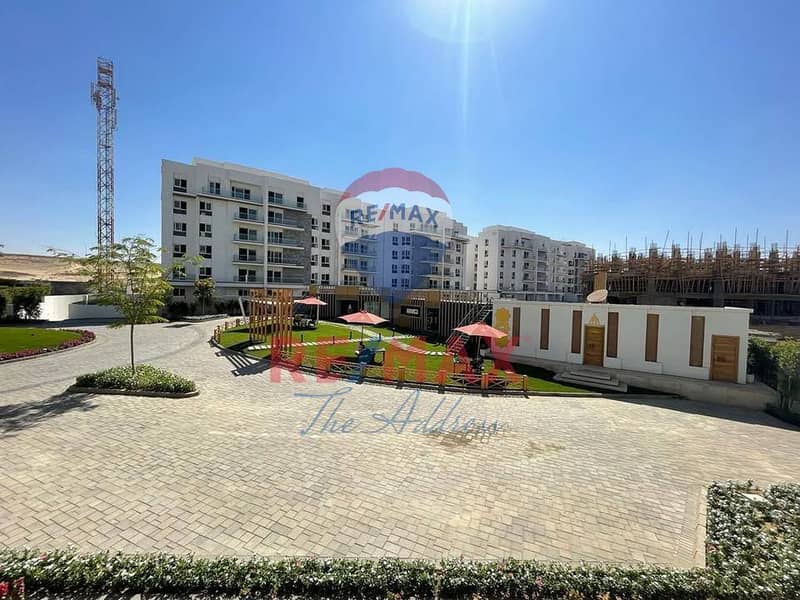 8 581055066_1358370765768393_6894425397081290658_n. jpg