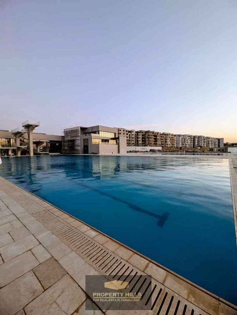 10 68c0a0f6-8969-48f0-b6cb-36a3455378bf. jpg