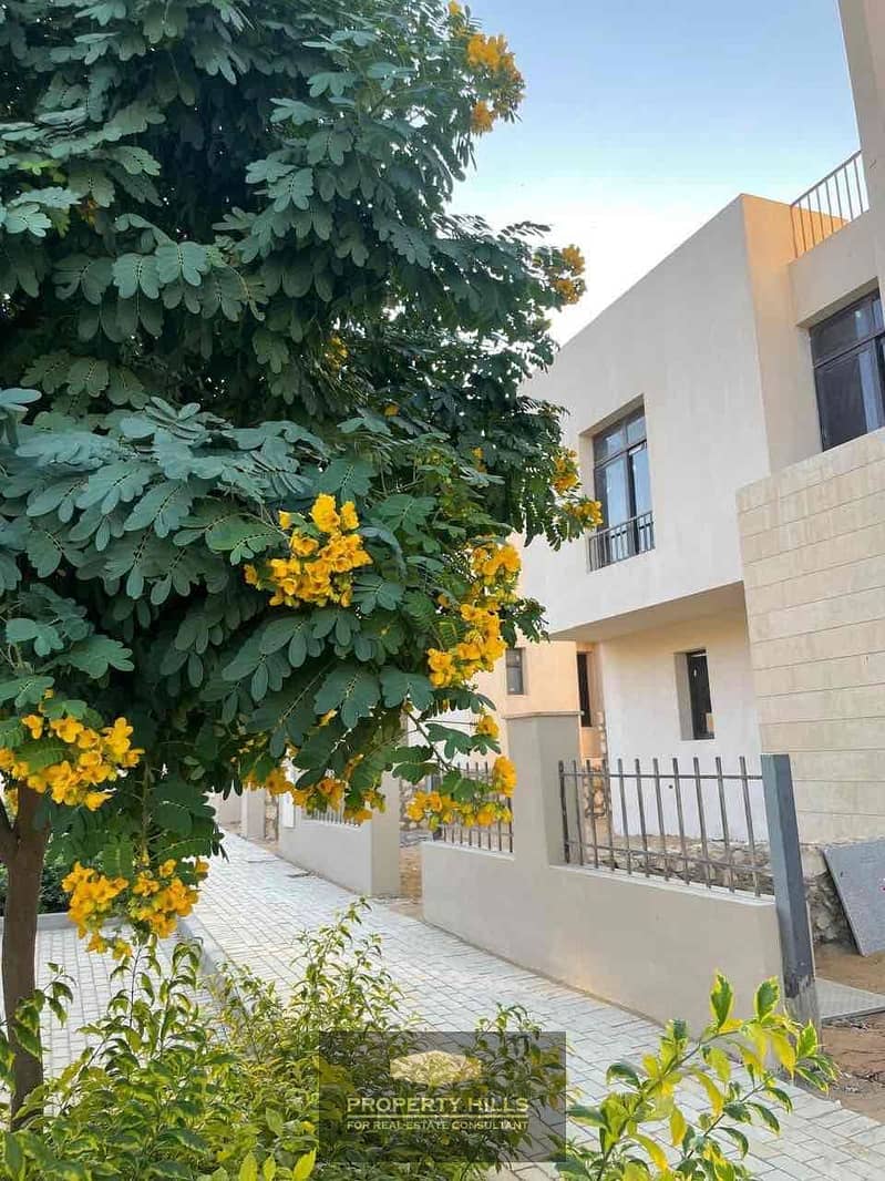 30 3fb12209-6cc7-473e-a9af-5b0d4a237e3c. jpg