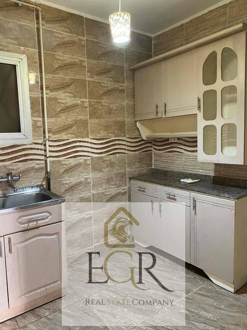 5 0EBFA6BD-BBF3-4375-928F-4E24165497F3. jpg