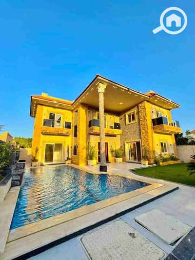 فیلا 6 غرف نوم للبيع في كينج مريوط، الإسكندرية - FB_IMG_1764667203956. jpg