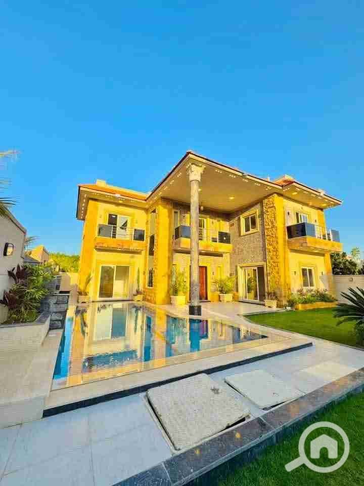 3 FB_IMG_1764667193417. jpg