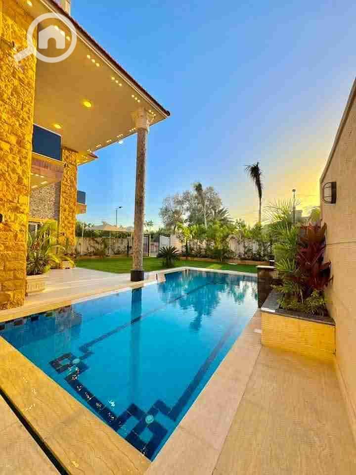 6 FB_IMG_1764667197400. jpg