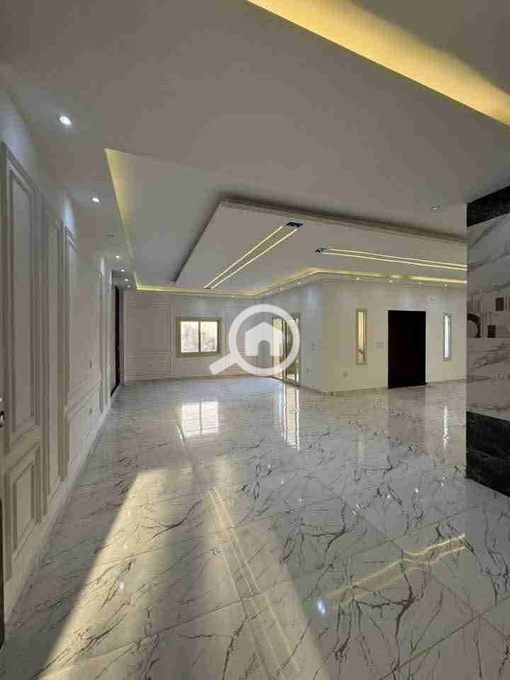 16 FB_IMG_1764667229352. jpg