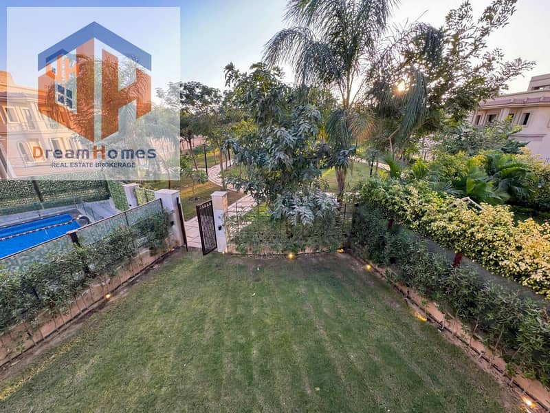 6 e80a5a0d-4656-42ef-b922-6386d5ea3380. jpg