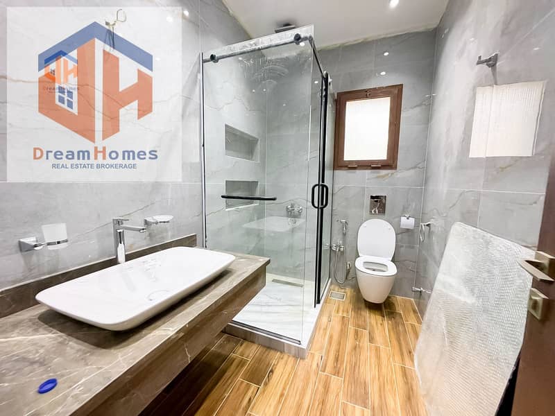 9 726dd94b-7062-41c4-a3a1-9210206f66f5. jpg