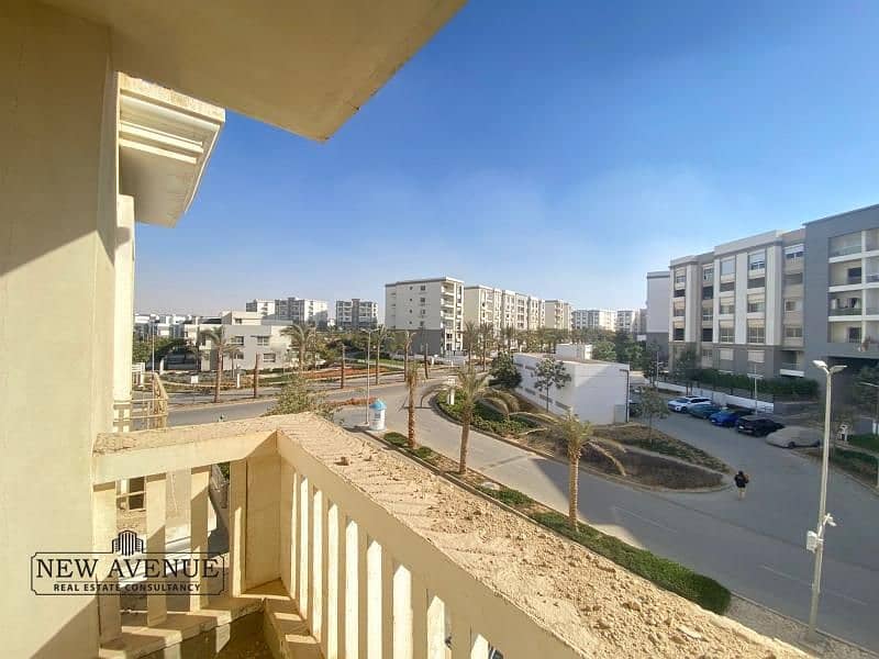 5 WhatsApp Image 2026-01-26 at 1.14. 27 PM. jpg