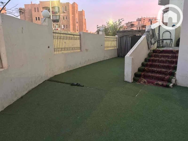 8 4b3aa48c-a276-42eb-879d-ef23da9d9938. jpg