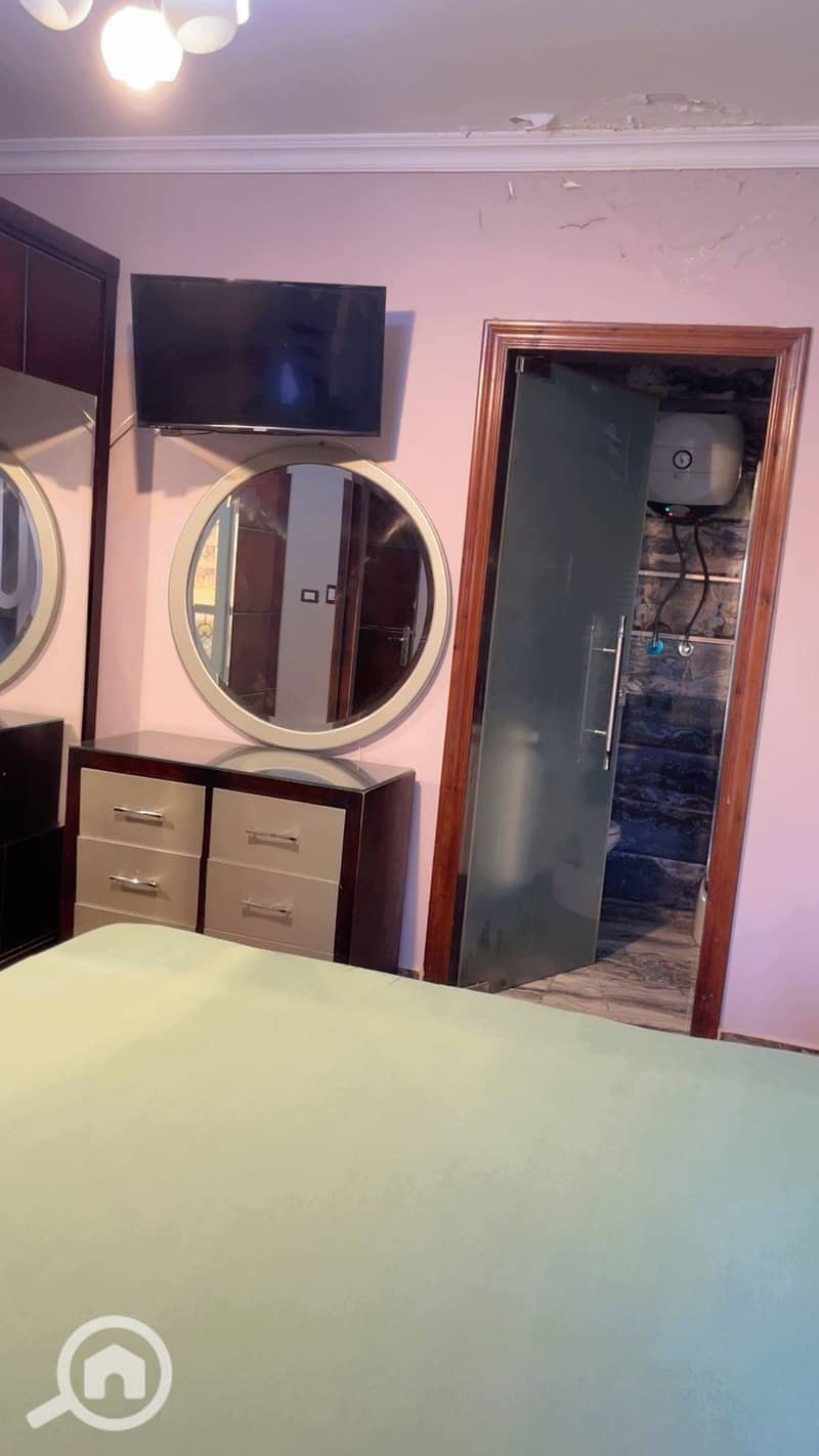 4 b5174b68-c4eb-4c36-a029-bd25568c8684. jpg