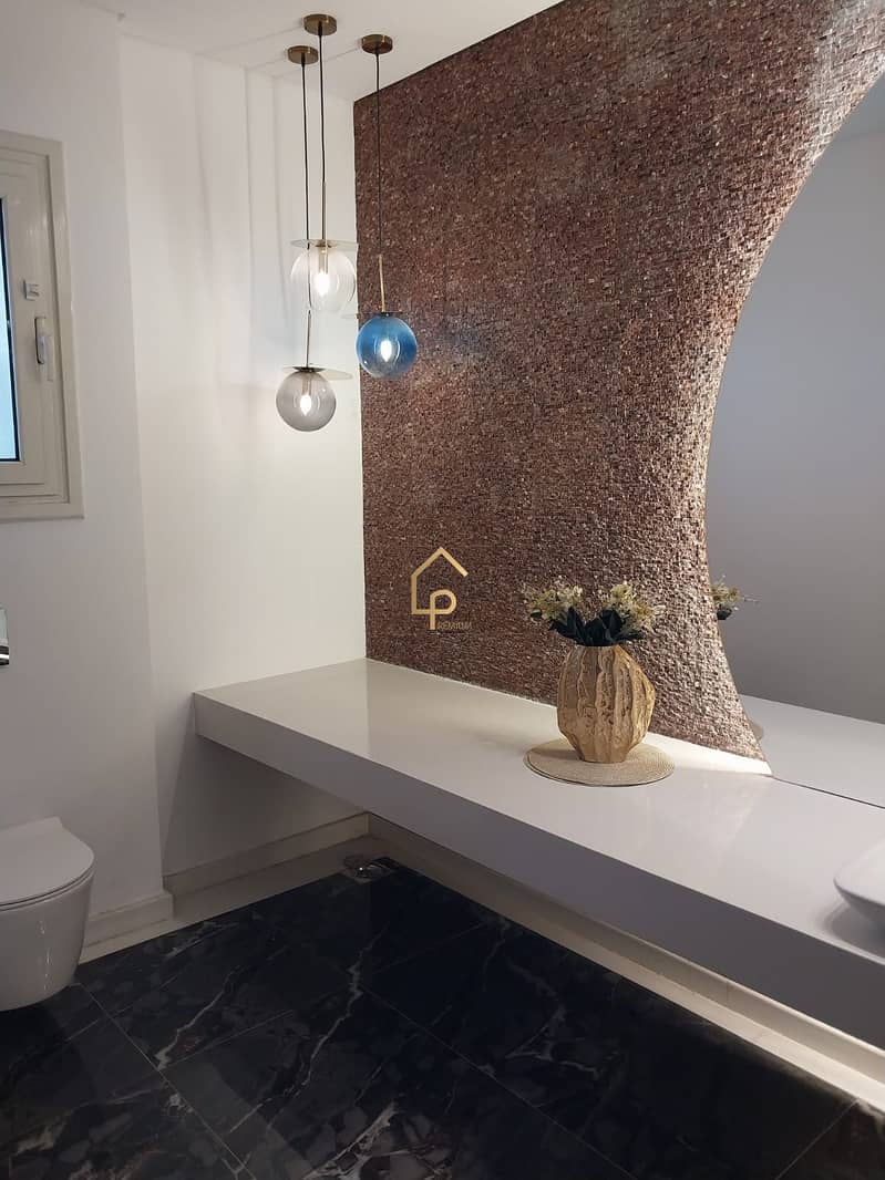 6 88ea8a56-8299-48a1-8fe2-42d122d23084. jpg