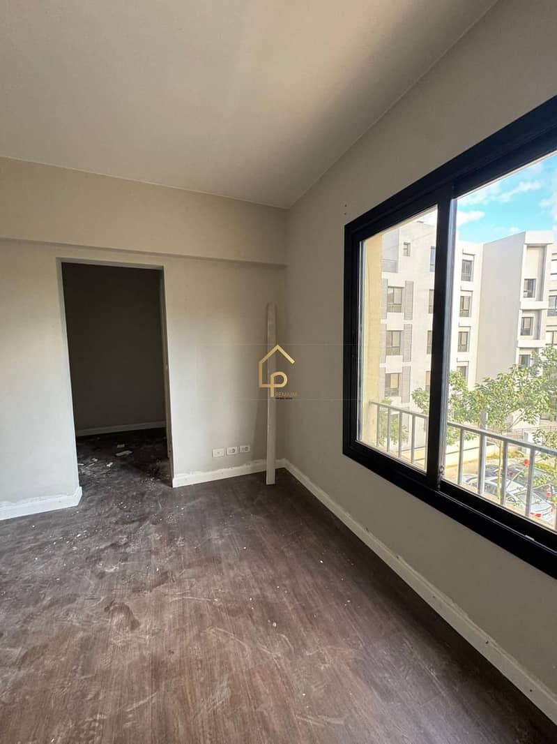 4 WhatsApp Image 2026-01-26 at 11.22. 52 AM (1). jpeg