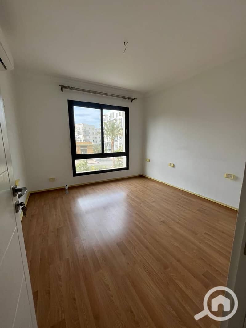 6 WhatsApp Image 2026-01-26 at 1.28. 24 PM. jpeg